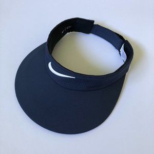 NIKE Visor - like new!